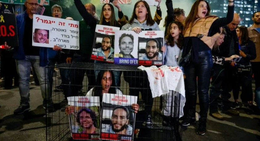 თელ-ავივში ღაზაში გატაცებული მძევლების ოჯახის წევრებმა საპროტესტო აქცია გამართეს