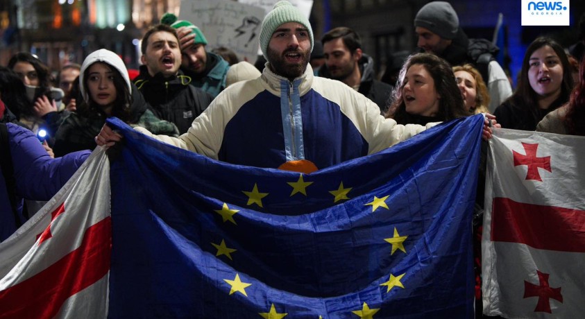 „პარტიის რეჟიმი ქართველი ხალხის უწყვეტ პროტესტს უკანონო დაკავებითა და ძალადობით პასუხობს” – ჯო უილსონი