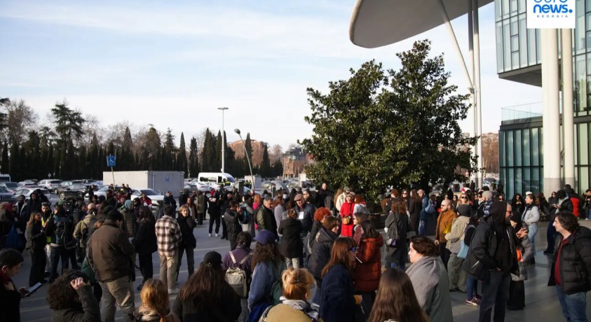 “ეს რომ შენი შვილი იყოს”- აქცია ეკონომიკის სამინისტროსთან