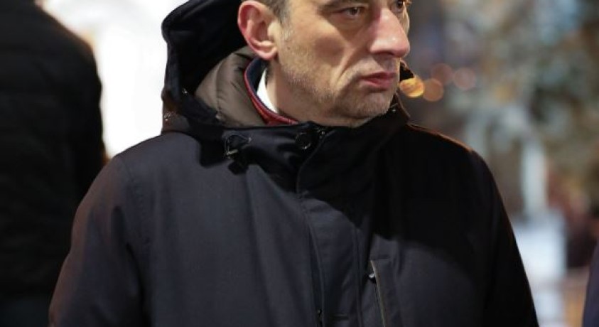 პარტია „გახარია საქართველოსთვის“ ინფორმაციით, გიორგი გახარიას აეროპორტში „ზონდერჯგუფი“ დახვდა