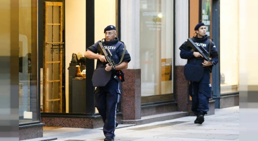 ვენაში ტერაქტის დროს დაღუპულთა ოჯახის წევრები კომპენსაციას ითხოვენ