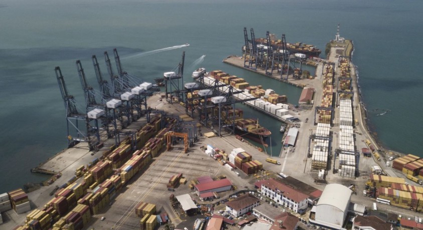 პანამის არხის ძირითად პორტებს ამერიკული კომპანია გააკონტროლებს