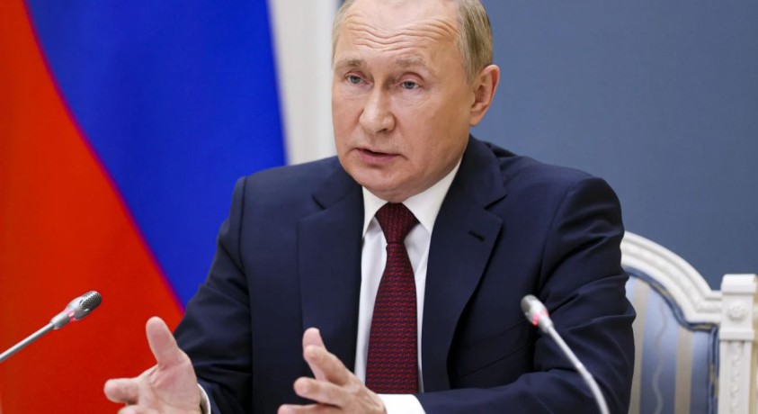 ვლადიმერ პუტინი ფრანგი კოლეგის მიერ წარმოთქმულ სიტყვას გამოეხმაურა