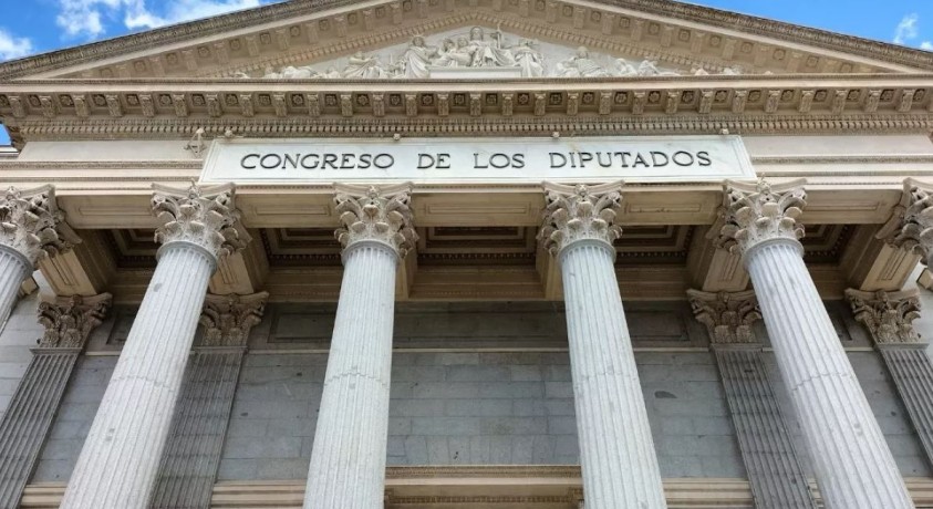 ესპანეთი დააჯარიმებს კომპანიებს, რომლებიც AI მასალებს მარკირებას არ უკეთებენ