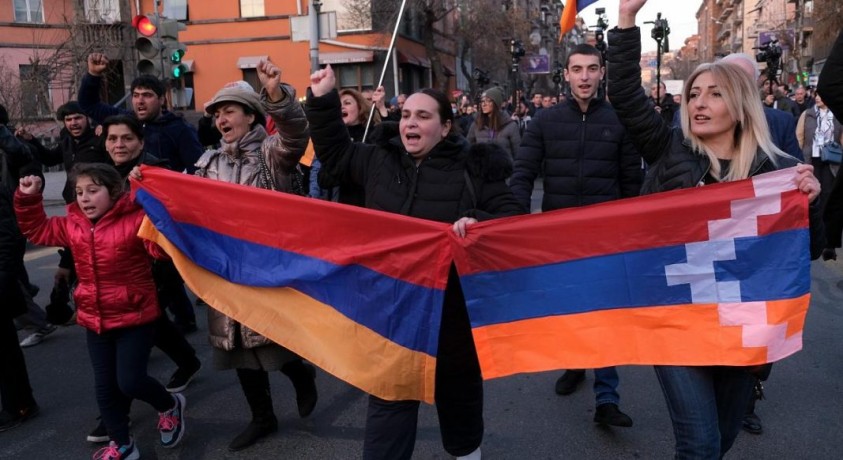 სომხეთში მთავრობის გადადგომის მოთხოვნით საპროტესტო აქციები გრძელდება