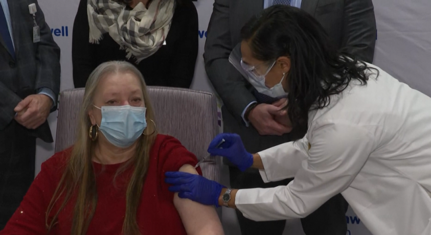 ამერიკის შეერთებულ შტატებში „ჯონსონ ენდ ჯონსონის“ ვაქცინის გამოყენება დაიწყეს