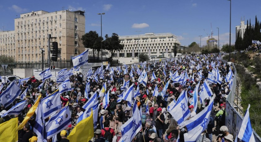 ისრაელის ქალაქებში ანტისამთავრობო დემონსტრაციები იმართება