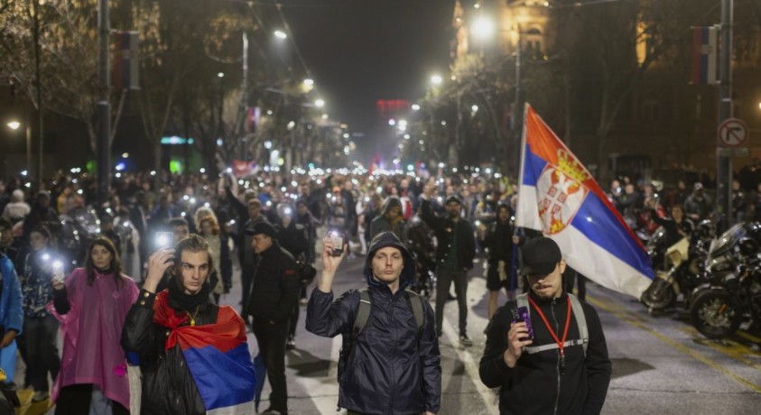“მსგავსი ხმა არასოდეს გამიგია” – სერბეთში აინტერესებთ რა იარაღი გამოიყენა ხელისუფლებამ 15 მარტს