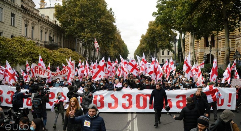 მოლაპარაკების მოლოდინში