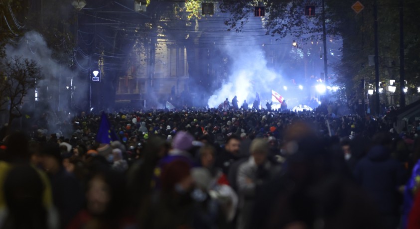 TI: „დასავლურმა სამყარომ „ქართული ოცნების“ 200-ზე მეტი წარმომადგენელი დაასანქცირა”