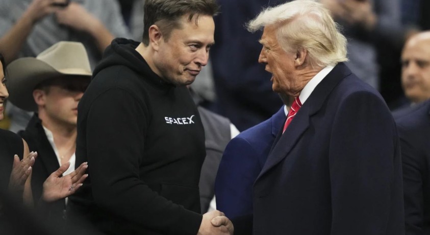 ილონ მასკმა შესაძლოა, ტრამპის გუნდი დატოვოს