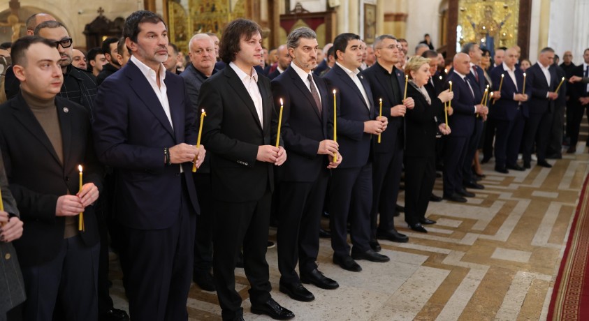 ირაკლი კობახიძე 9 აპრილს დაღუპულთა მოსახსენიებელ პარაკლისს სამების ტაძარში დაესწრო