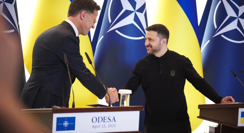 „NATO-ს მხარდაჭერა ურყევია“ – მარკ რუტე ვოლოდიმირ ზელენსკისთან შეხვედრის შემდეგ