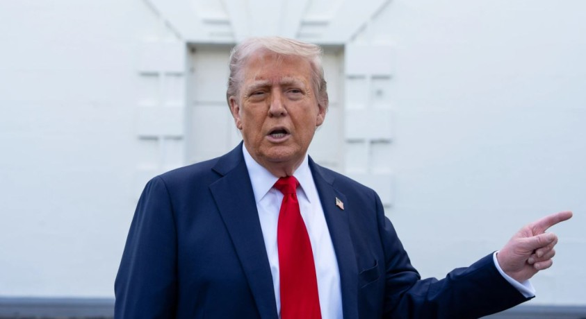 „ვოლოდიმირ ზელენსკის შეუძლია, აირჩიოს მშვიდობა ან კიდევ სამი წელი იბრძოლოს და საბოლოოდ დაკარგოს ქვეყანა“ – დონალდ ტრამპი