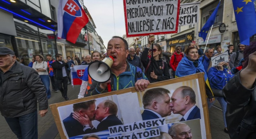 სლოვაკეთში ე.წ. უცხოური აგენტების კანონს აპროტესტებენ