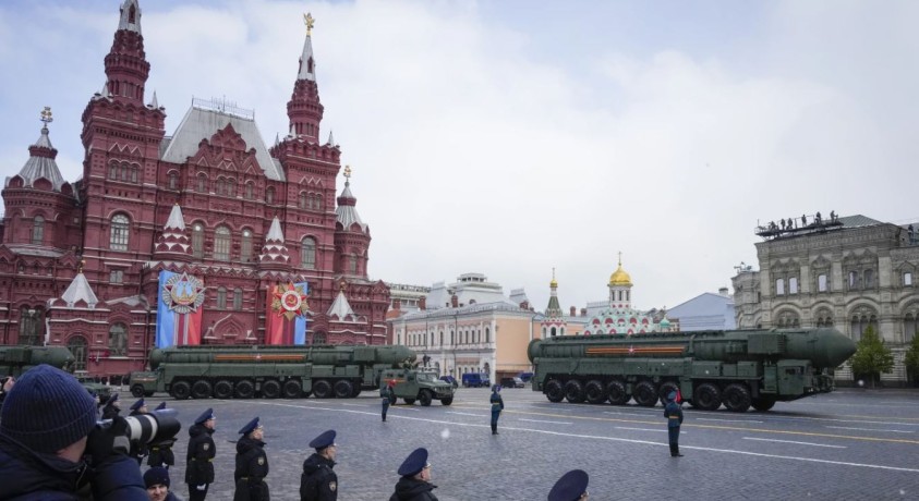 ვის ელიან და არ ელიან მოსკოვში 9 მაისს