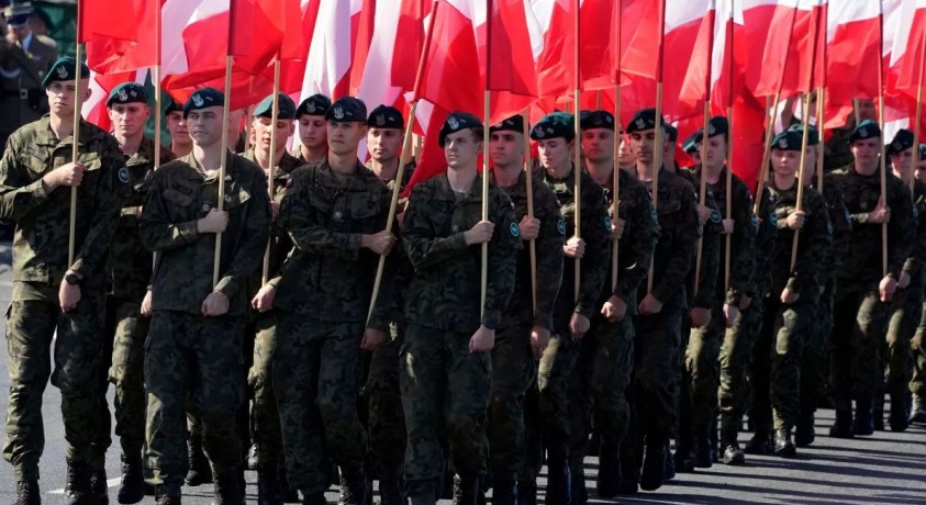 „პოლონეთს ევროპაში ყველაზე ძლიერი არმია უნდა ჰყავდეს” – დონალდ ტუსკი