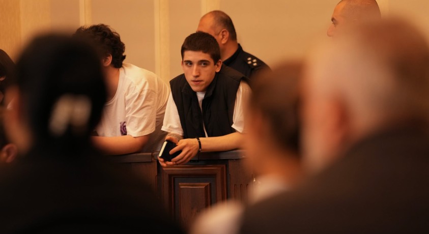 აქციებისას დაკავებული რვა პირის საქმეზე კიდევ ხუთი პოლიციელი გამოიკითხა