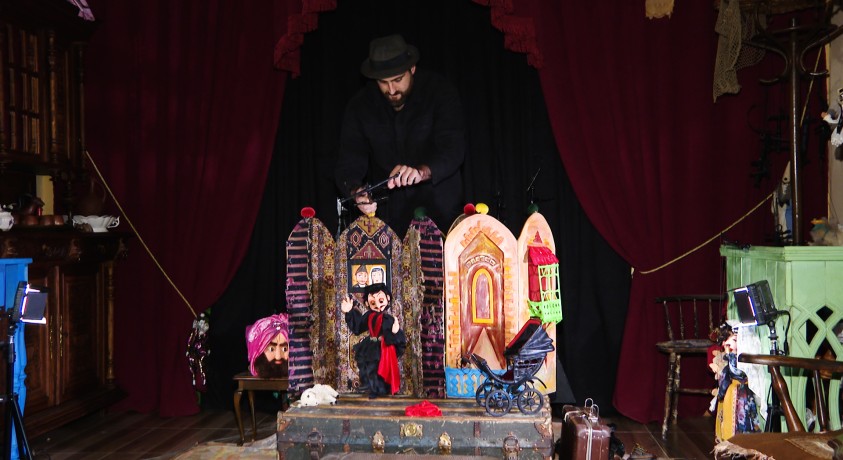 სამენოვანი თოჯინების თეატრი მარნეულში