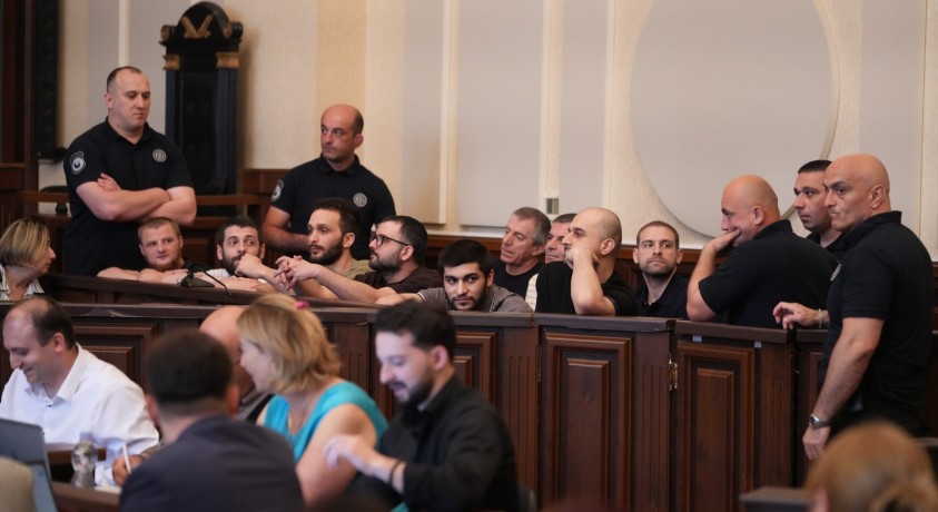 აქციებისას დაკავებული 11 პირის სასამართლო დაიხურა – მოსამართლემ პროცესი მედიასაც დაატოვებინა