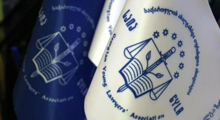 “სამართალწარმოების დაწყება, გამოხატვის თავისუფლების გამო, გაუმართლებელი შეზღუდვა და ცენზურაა”, – საია