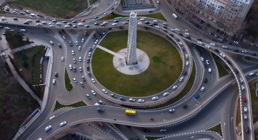 გმირთა მოედნის ესტაკადის უსაფრთხოების გეგმიური გამოკვლევა იწყება