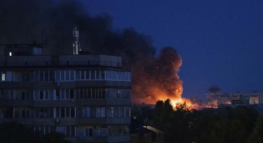 აშშ უკრაინას დაპირებული იარაღის ნაწილს აღარ მიაწვდის
