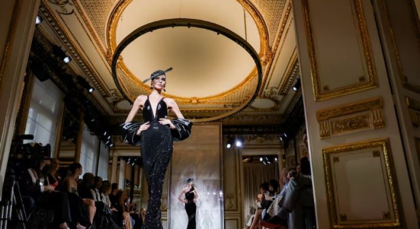 „მაცდური შავი“ – Armani-ს შემოდგომა-ზამთრის ახალი კოლექცია