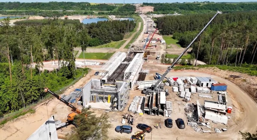 „ბალტიისპირეთის რკინიგზას“ თავდაცვისა და სამხედრო დანიშნულებაც აქვს