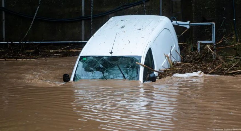 ძლიერი წვიმისა და ქარიშხლის  გამო ესპანეთში რამდენიმე  პროვინცია დაიტბორა