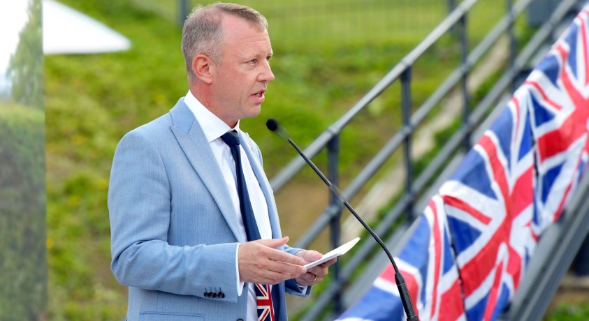 ბრიტანეთის ელჩი საქართველოში ხელისუფლებისადმი კრიტიკულად განწყობილი პირების პატიმრობას ეხმაურება