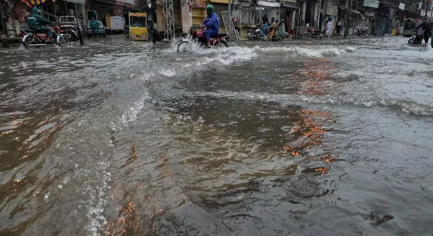 178 ადამიანი დაიღუპა პაკისტანში წყალდიდობისას
