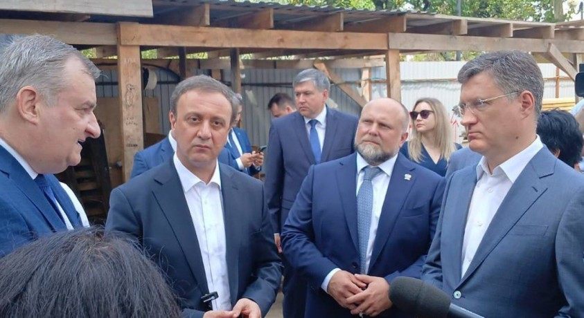 ოკუპირებულ აფხაზეთში რუსეთის ვიცე-პრემიერი ჩავიდა