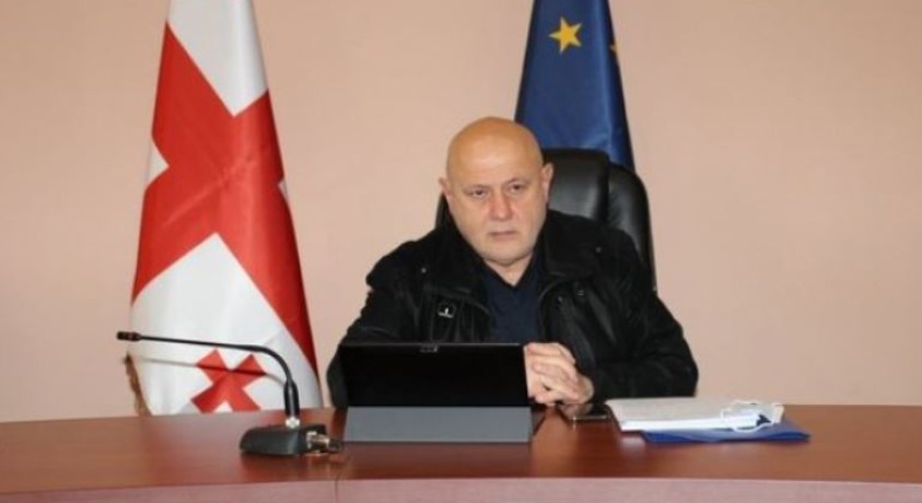 დავით რაზმაძე  The New York Times-ის კორესპონდენტს ცილისწამებაში სდებს ბრალს