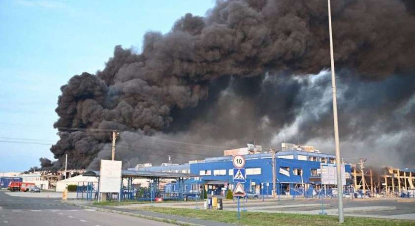 უკრაინის პრეზიდენტი აცხადებს, რომ რუსეთმა უკრაინაში ამერიკულ საწარმოზე სარაკეტო იერიში მიიტანა