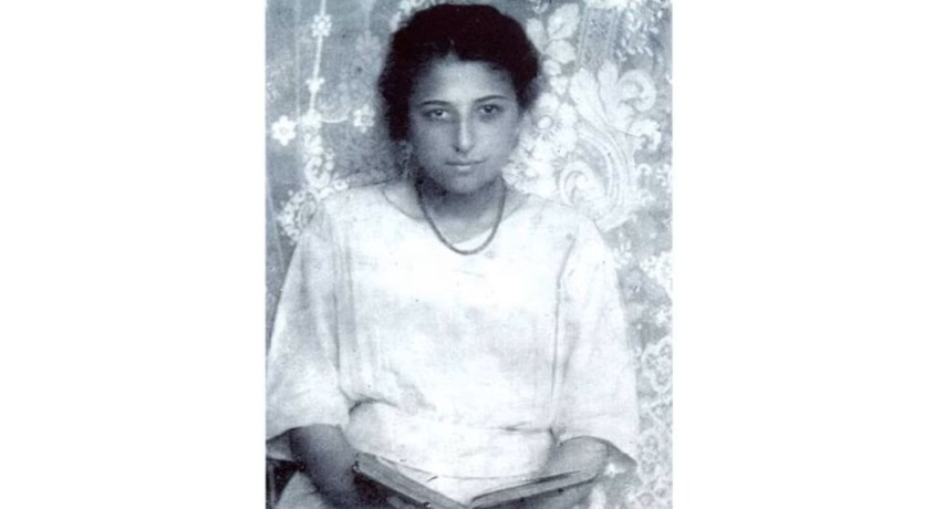 25 აგვისტო მარო მაყაშვილის დაბადების დღეა