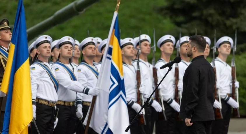 დამოუკიდებლობიდან დამოუკიდებლობამდე – მებრძოლი ერი მთავარ დღეს აღნიშნავს