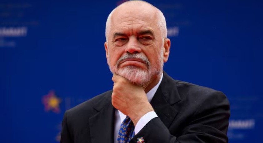 დიელა – პირველი მინისტრი, რომელიც ხელოვნურმა ინტელექტმა შექმნა