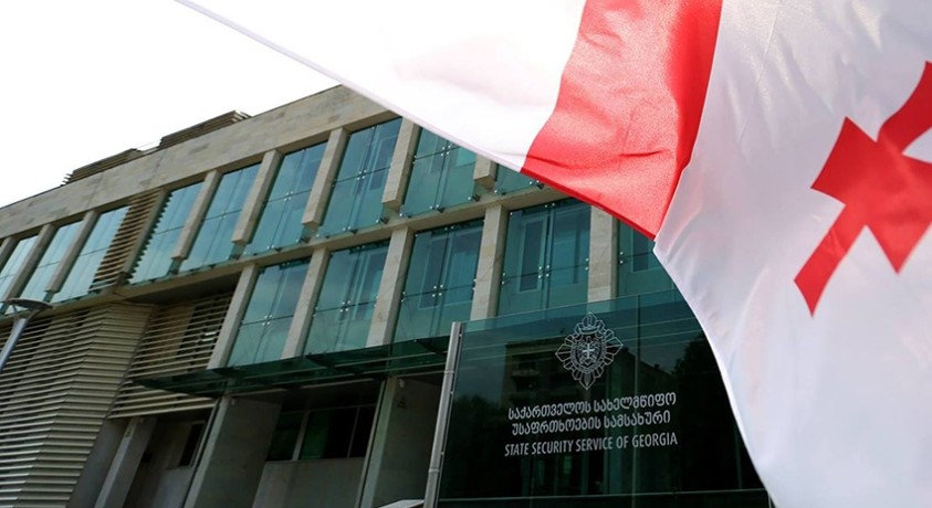 სუსი ადგენს კავშირს 4 ოქტომბრის არჩევნებსა და ქვეყანაში შემოტანილ ფეთქებად ნივთიერებას შორის