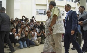 ნეპალის დროებითმა პრემიერ-მინისტრმა დაშავებული მომიტინგეები მოინახულა