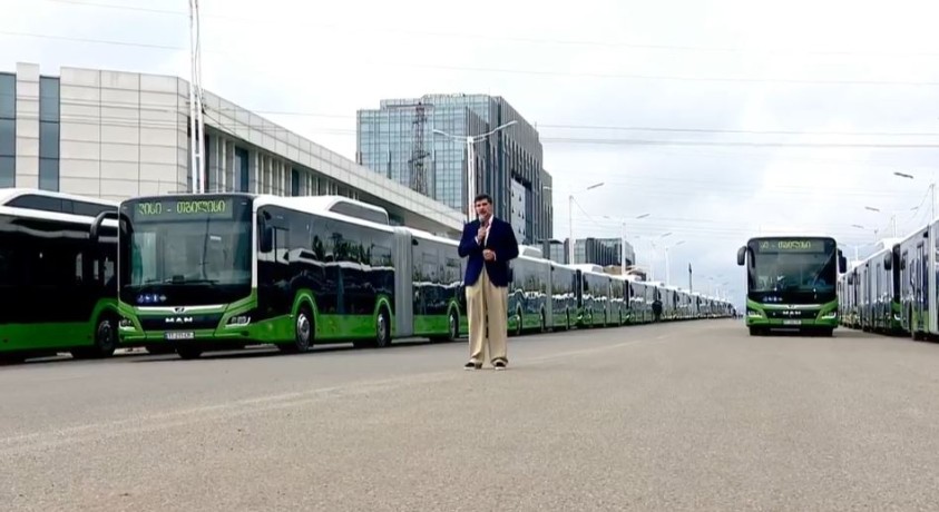 გასულ წელს შეძენილი ორასი 18-მეტრიანი ავტობუსი მოძრაობას 27 სექტემბრიდან დაიწყებს