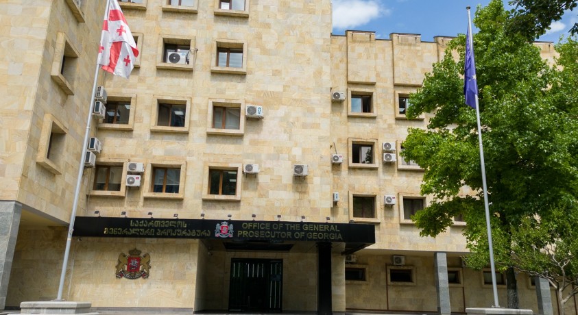 პროკურატურამ ბრალი წარუდგინა ალკოჰოლის ფალსიფიცირების საქმეზე დაკავებულებს