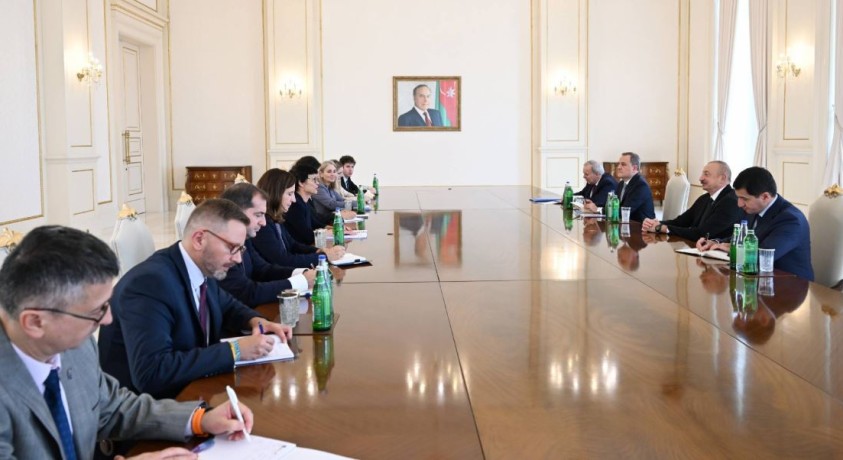 ბაქოს შემდეგ ერევანი – გაფართოების საკითხებში ევროკომისარი კავკასიურ ტურნეს განაგრძობს