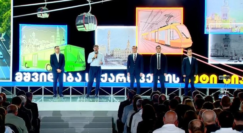 კახა კალაძემ საზოგადოებას თბილისის ურბანული და სატრანსპორტო პოლიტიკა წარუდგინა