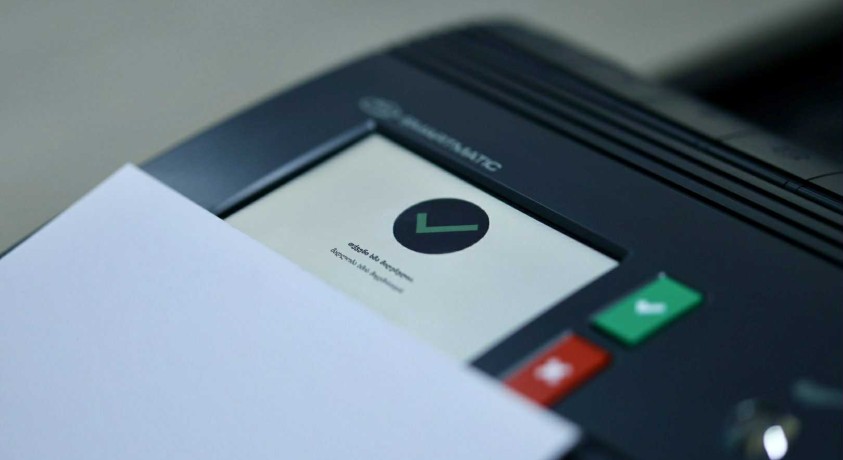 4 ოქტომბერი ორი პოლიტიკური პერსპექტივით