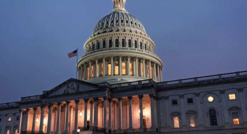 აშშ-ის ფედერალურმა მთავრობამ მუშაობა შეწყვიტა