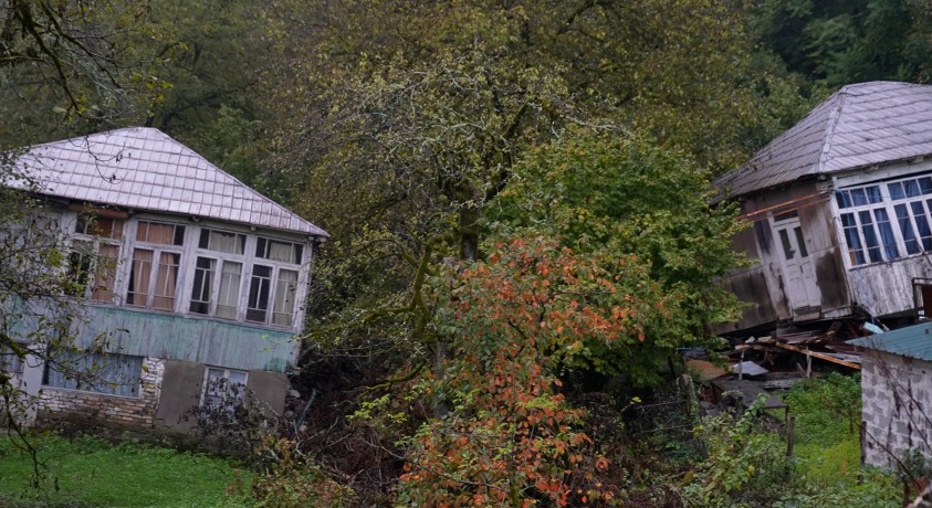 ვითარება მეწყრის ზონაში