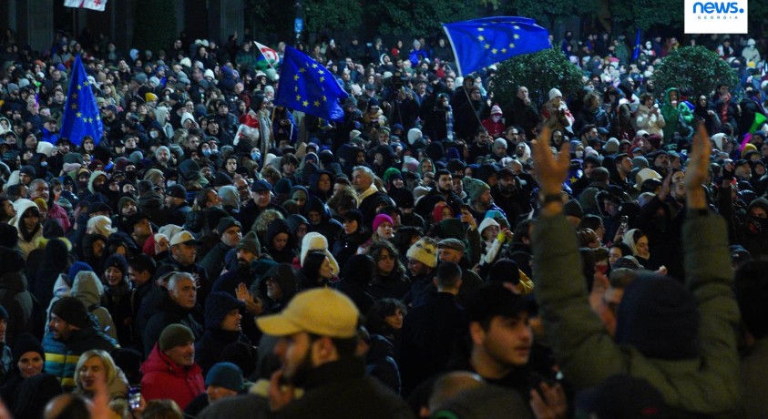 ხელისუფლება და პროტესტის მომხრეები ერთმანეთს აფრთხილებენ