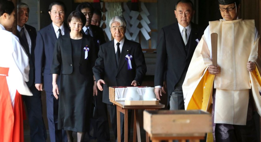 იაპონიის მმართველმა პარტიამ ქალი ლიდერი აირჩია