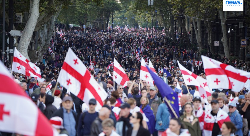 არჩევნების პარალელურად თბილისში მასშტაბური საპროტესტო აქცია მიმდინარეობს